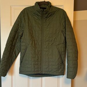 lululemon athletica Men's Forest Green Puffer Jacket